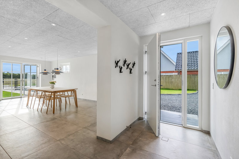 Property image number 3