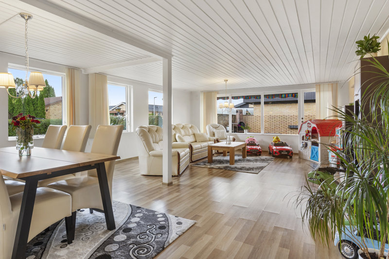Property image number 2