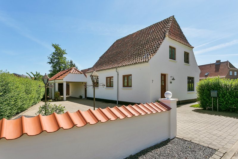 Property image number 2