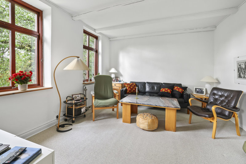 toggle-gallery-image