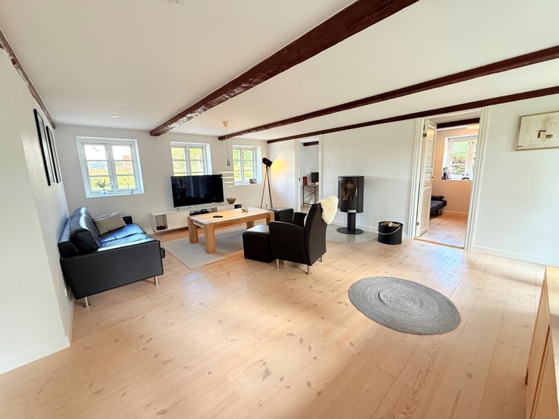 Property image number 8