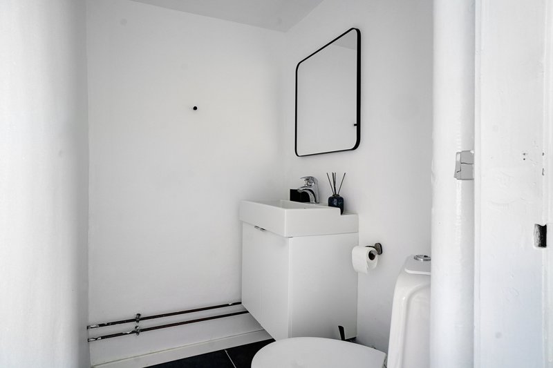 toggle-gallery-image