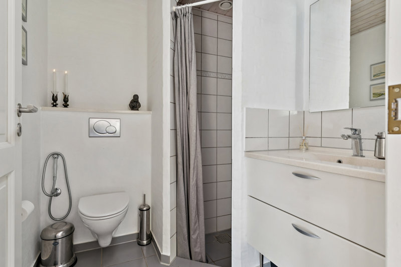 toggle-gallery-image