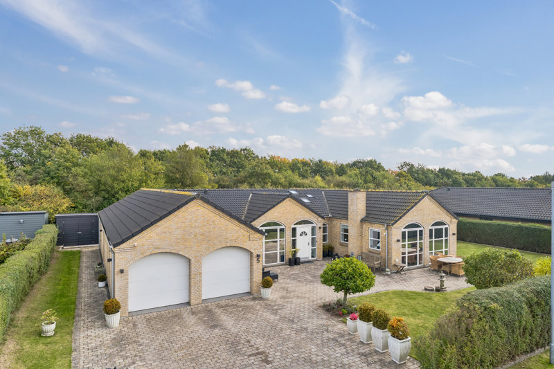 Property image number 2