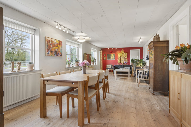 Property image number 8