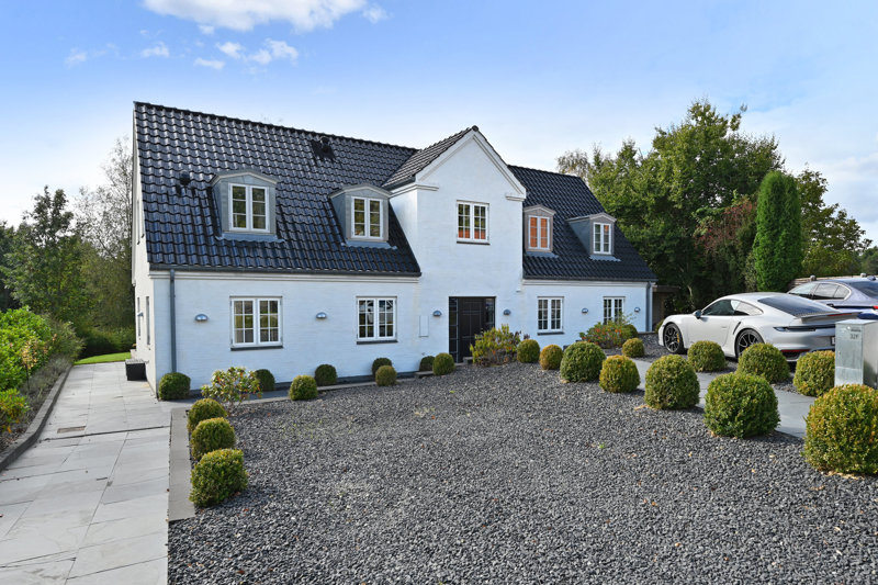 Property image number 2
