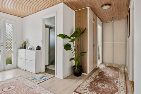 112 m² veludnyttet bolig i meget pæn stand med lækkert køkken/alrum