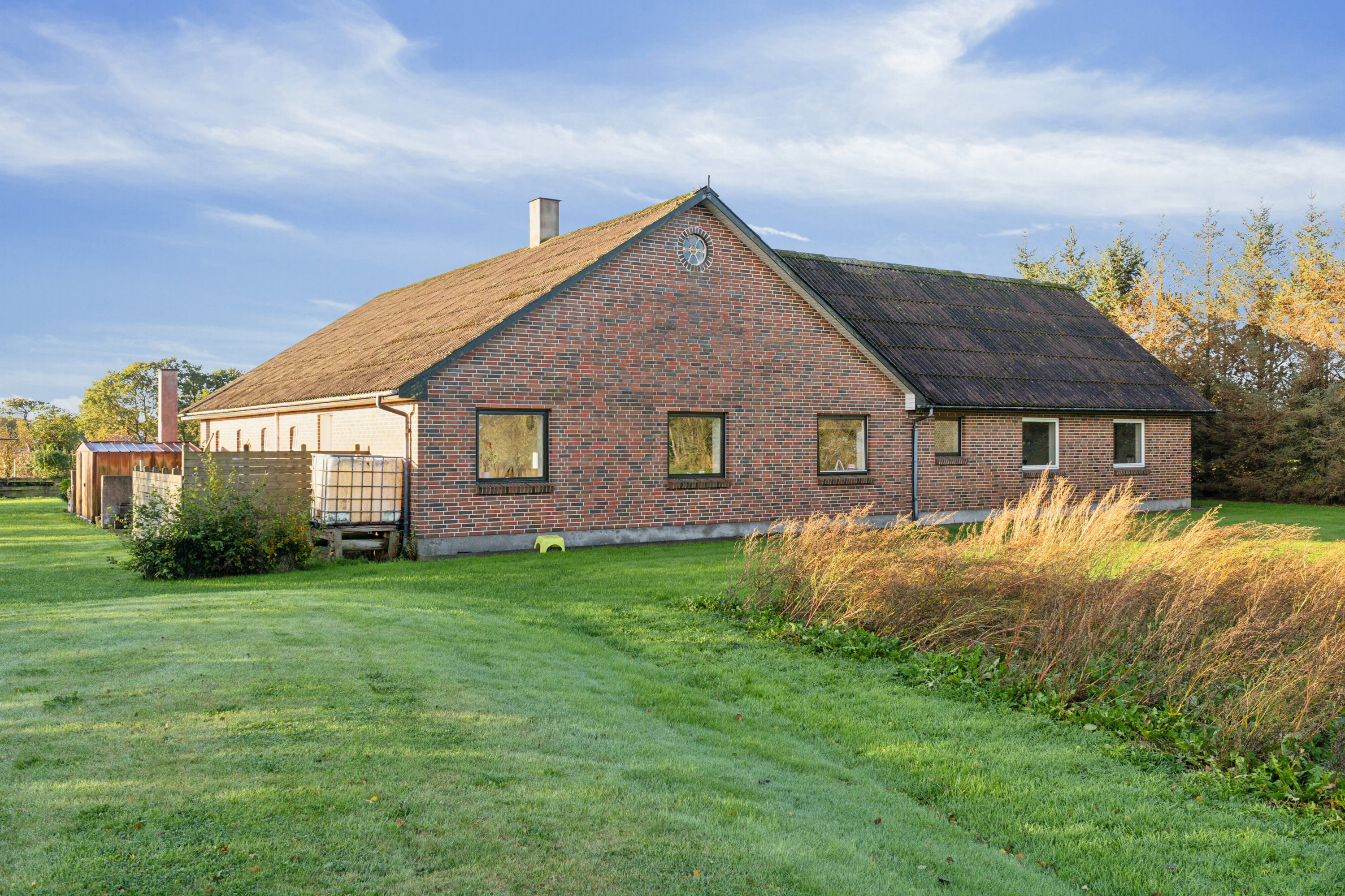 Villa på Hjelmkærvej 3 9330 Dronninglund.