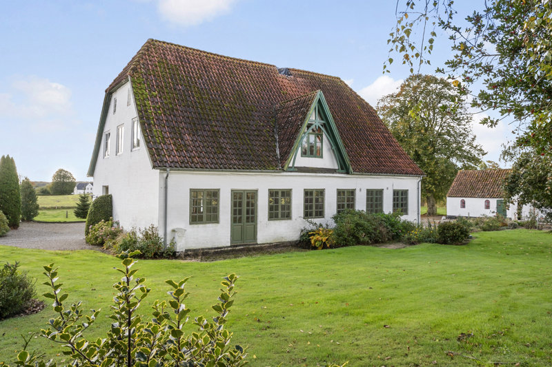 Property image number 2
