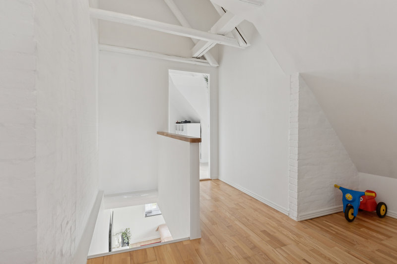 toggle-gallery-image