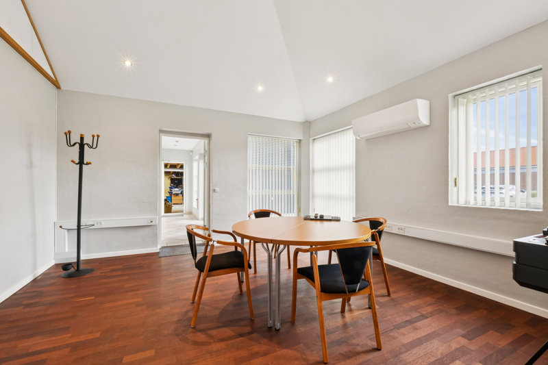 Property image number 8