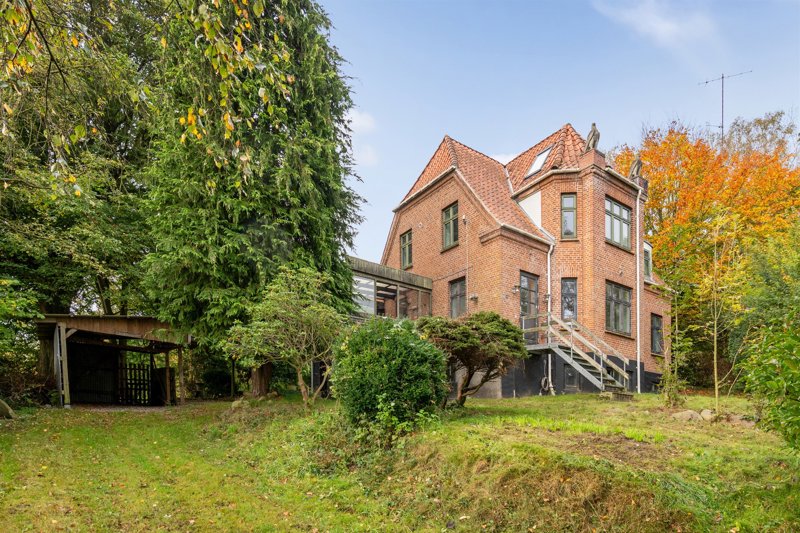 Property image number 2