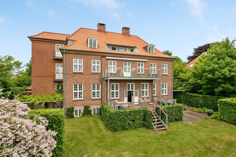 Property image number 1