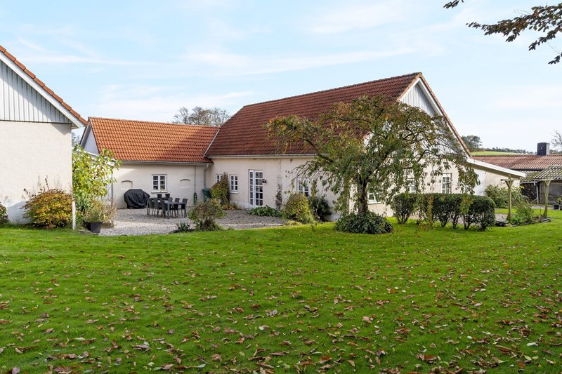 Property image number 2