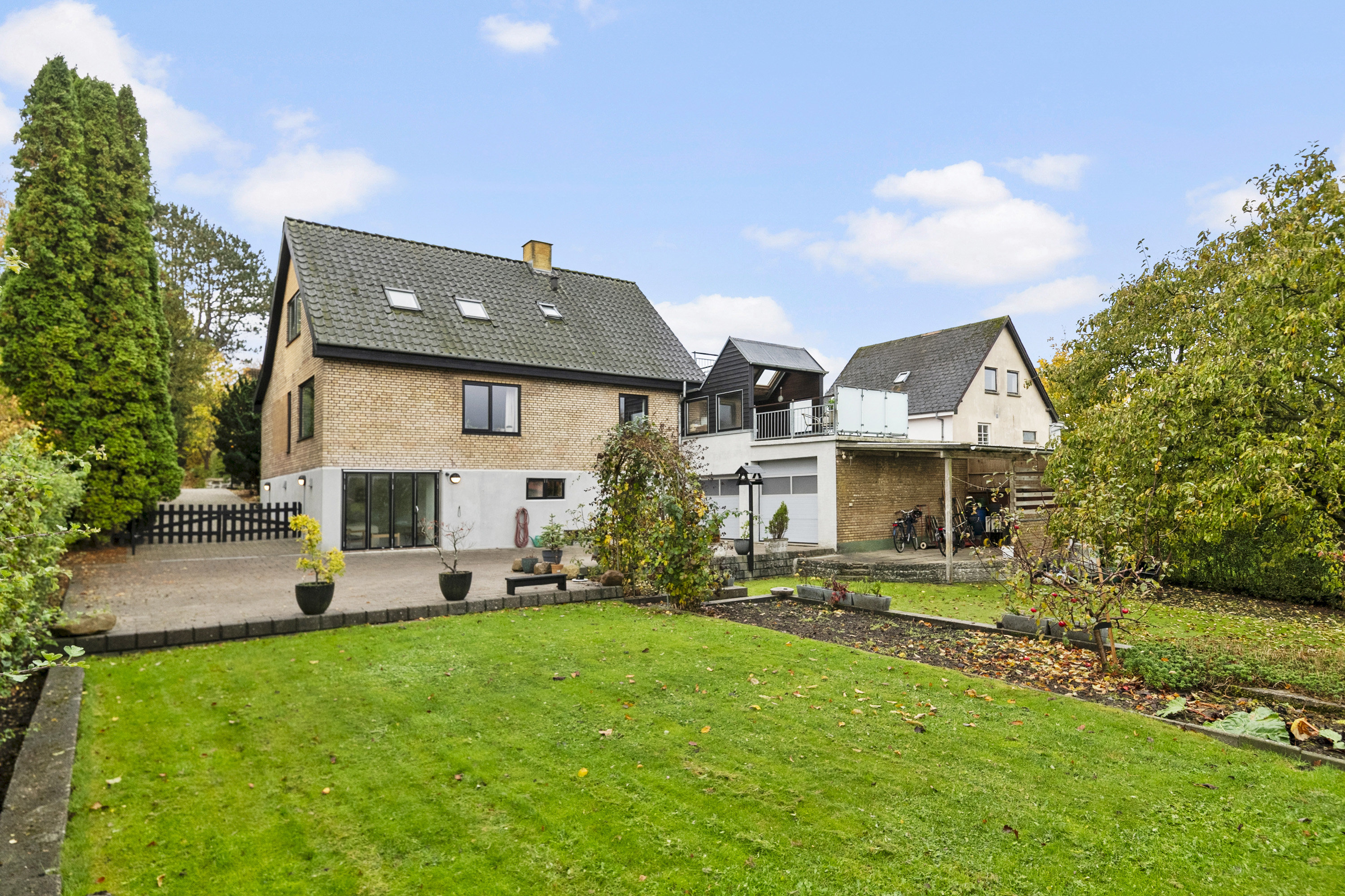 Villa på Rosenvangs Allé 229 8270 Højbjerg.