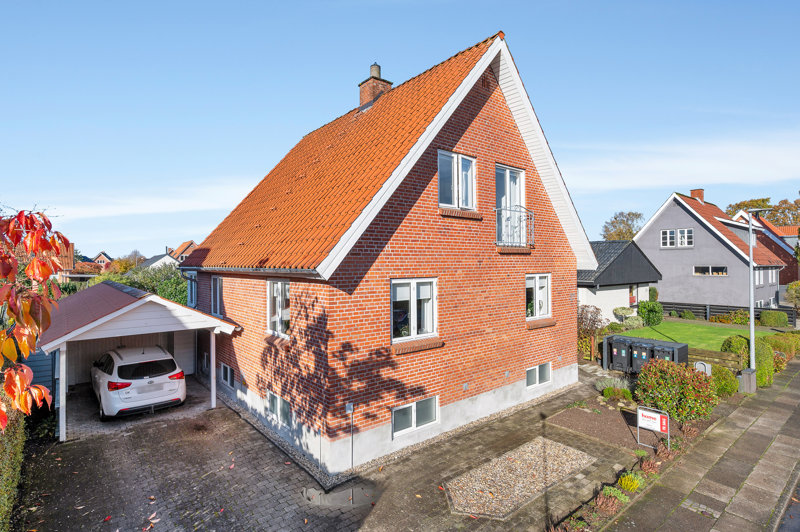 Property image number 1