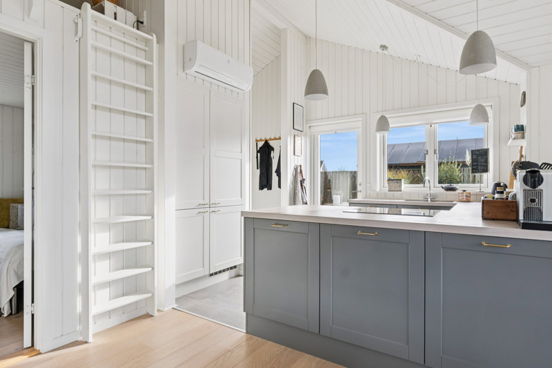 Property image number 8