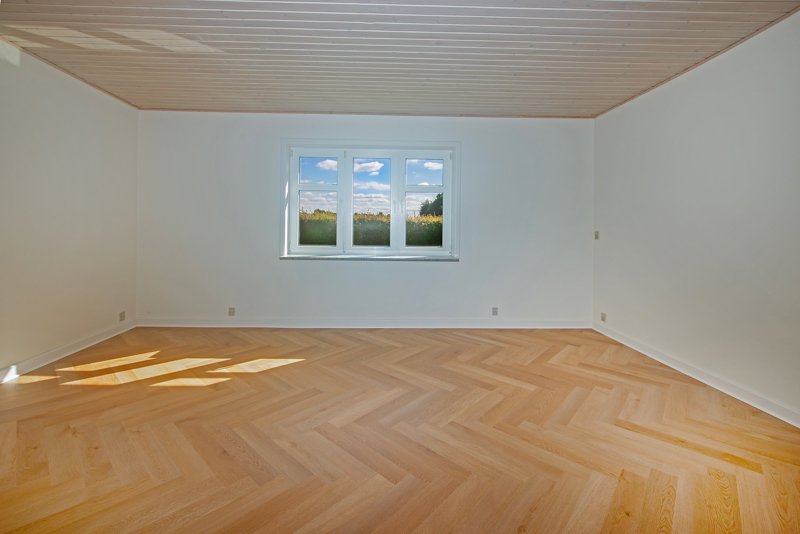 toggle-gallery-image