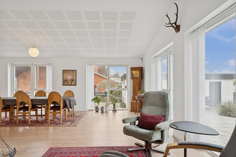 Property image number 9