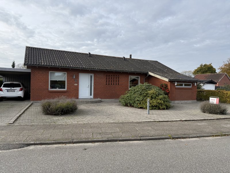 Property image number 1