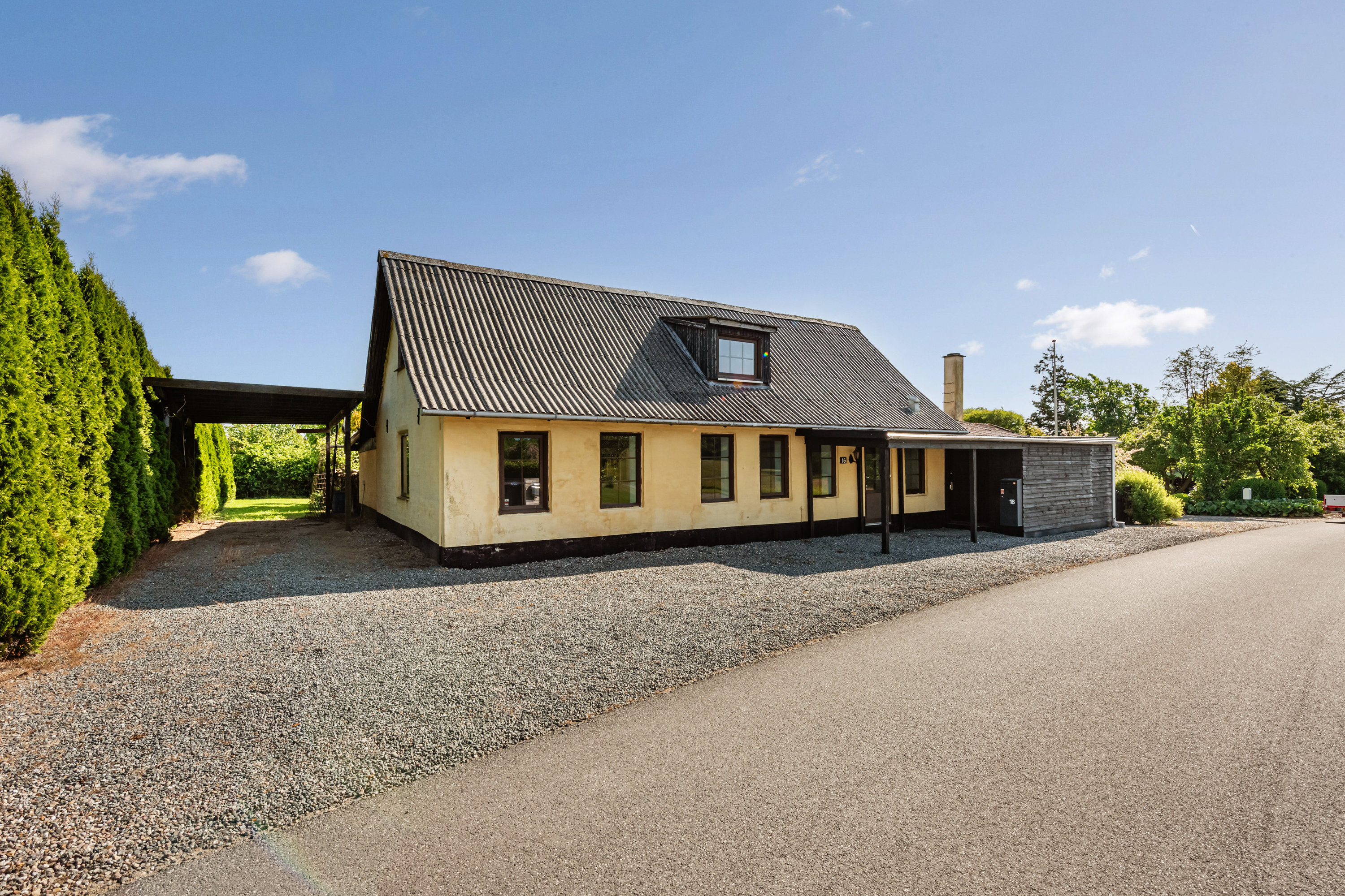Villa på Simmersted Byvej 16 6500 Vojens.