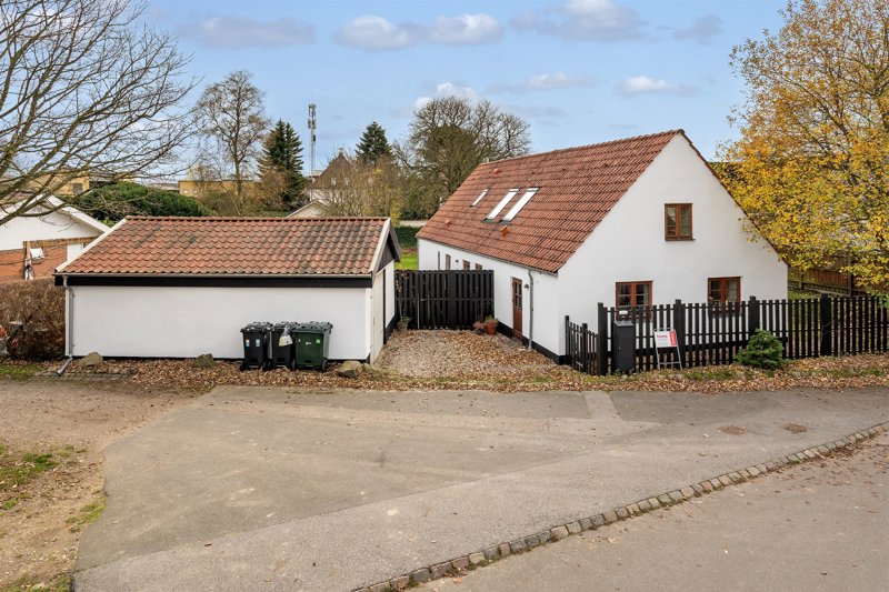 Property image number 2