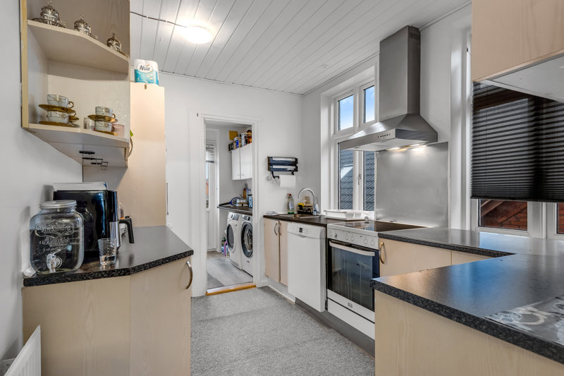 Property image number 2