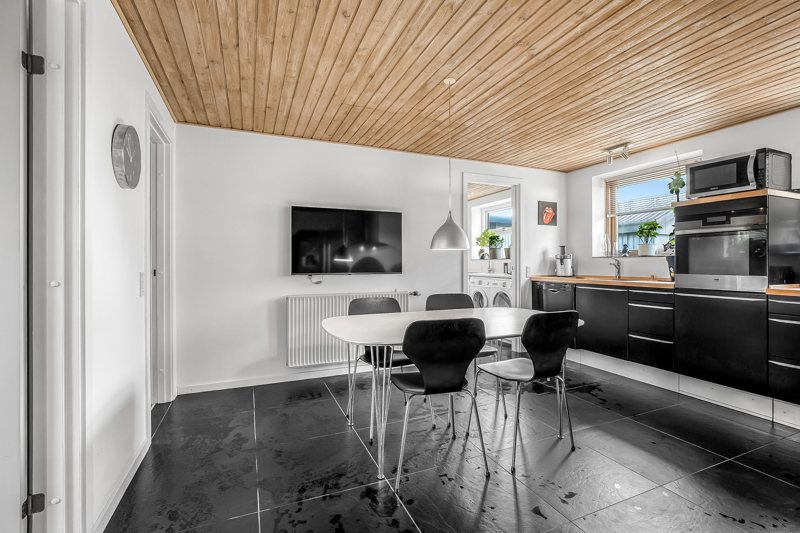 Property image number 8