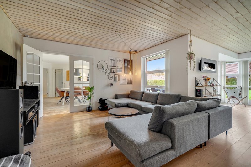 Property image number 3