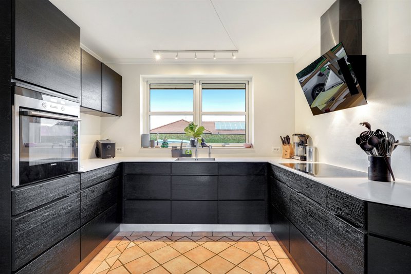 Property image number 2