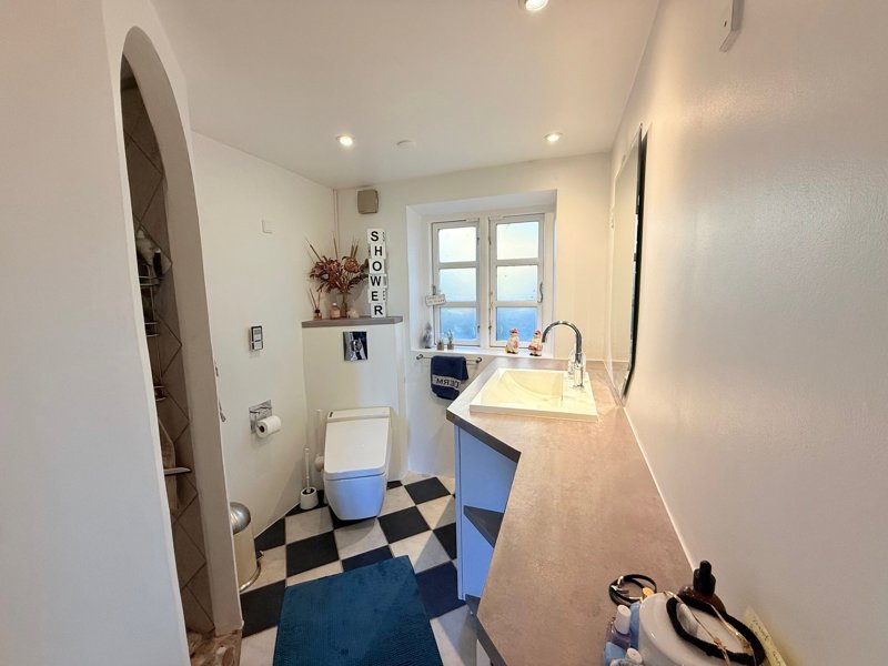 Property image number 3