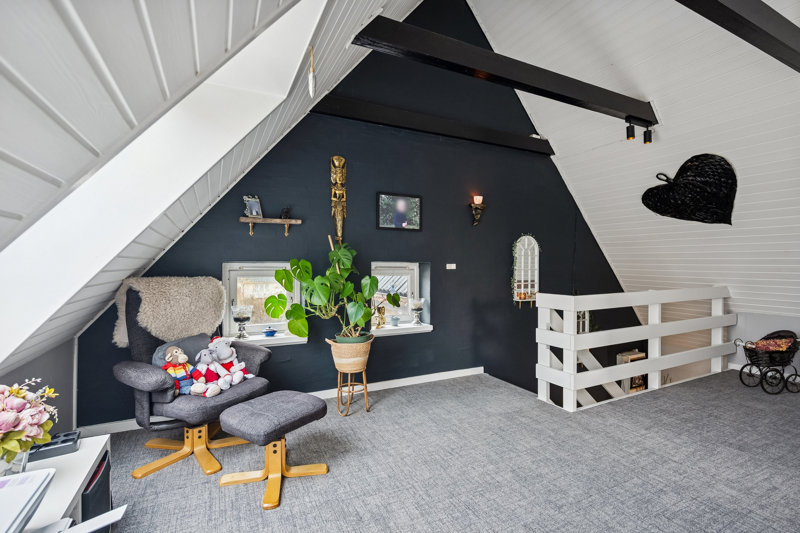 toggle-gallery-image