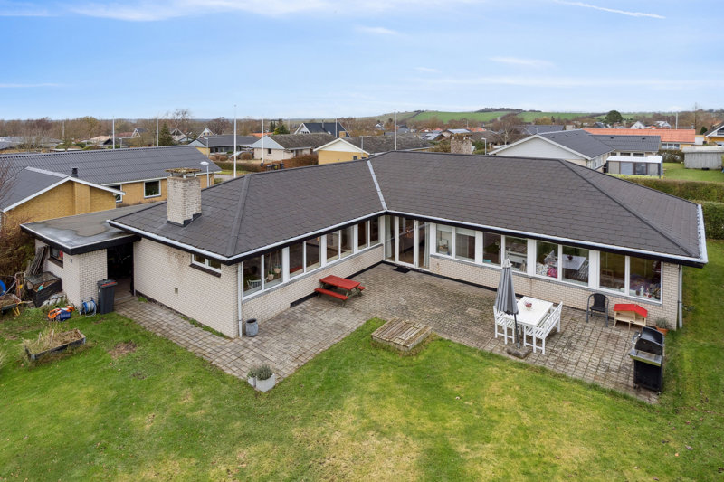 Property image number 2