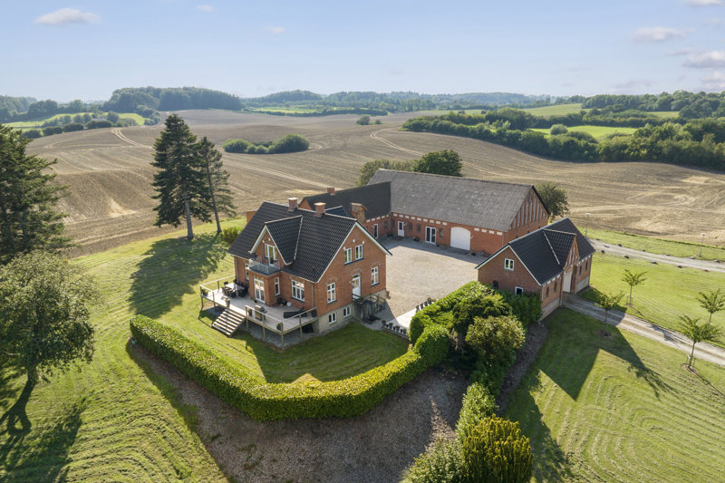 Property image number 2