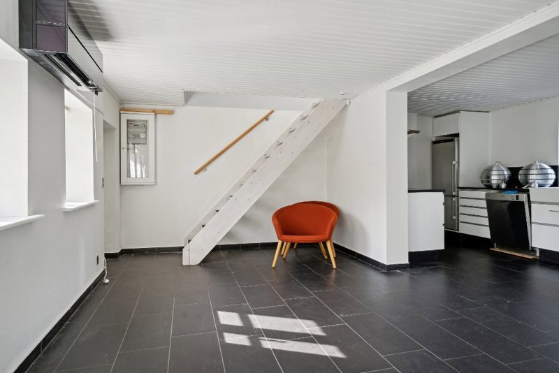 toggle-gallery-image