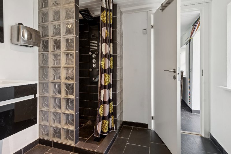 Property image number 8