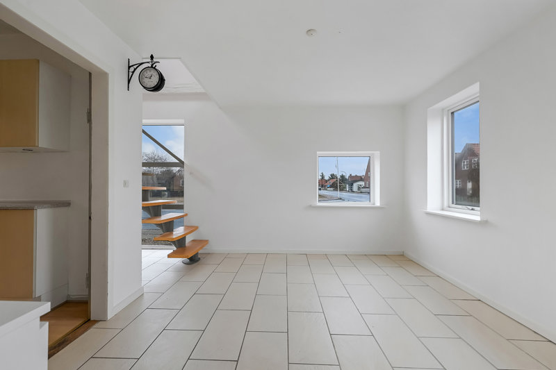 Property image number 8