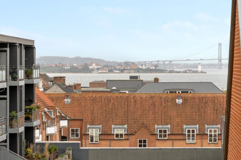 Property image number 2