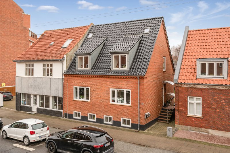 Property image number 3
