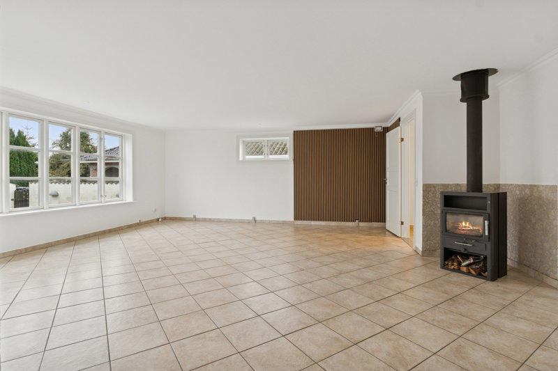 Property image number 2