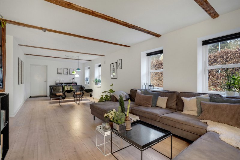 Property image number 3