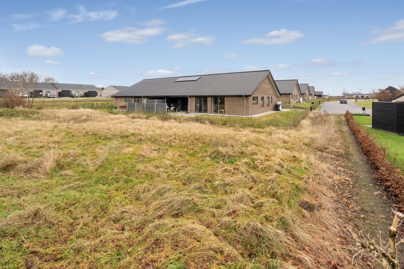 Property image number 3