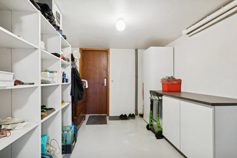 Familievenlig bolig på rolig adresse – 135 m² bolig og 50 m² kælder