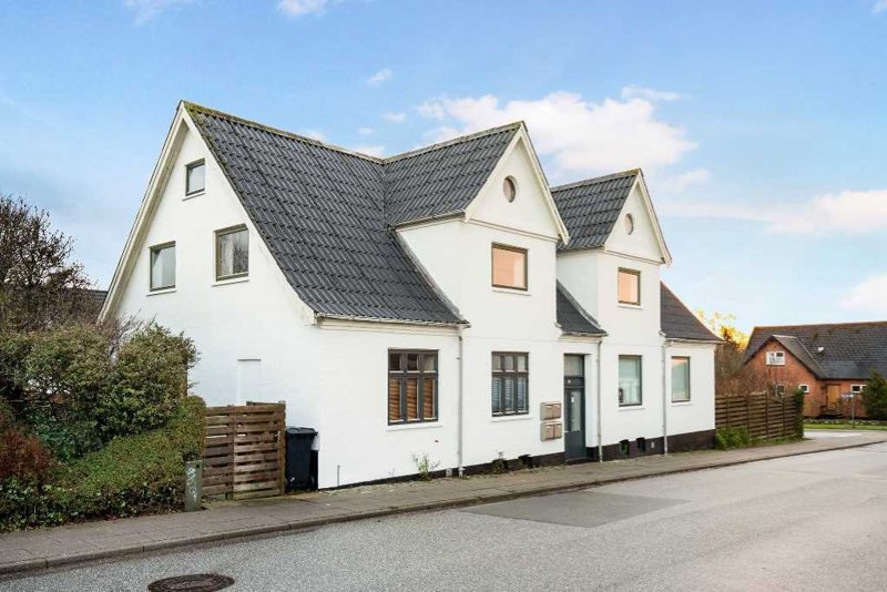 Property image number 2