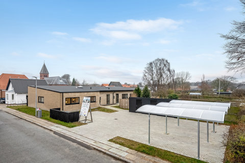 Nyopført rækkehus med topmoderne energiløsning og minimal vedligehold