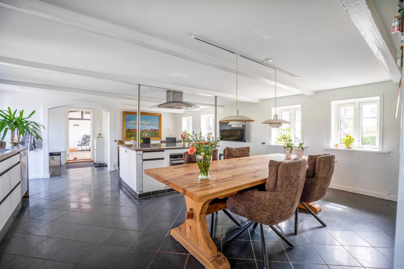 Property image number 2