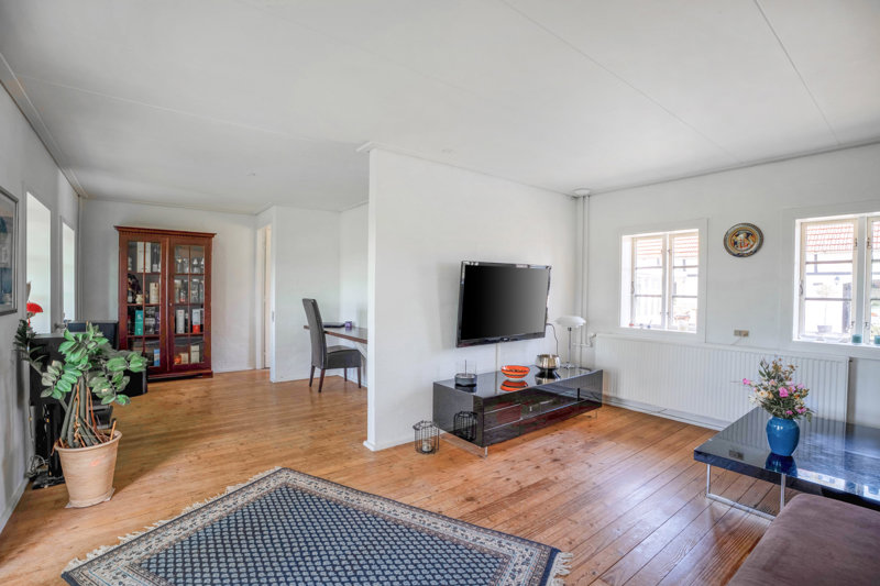 Property image number 8
