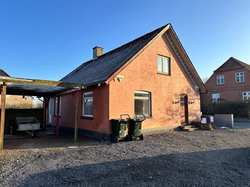 Property image number 2