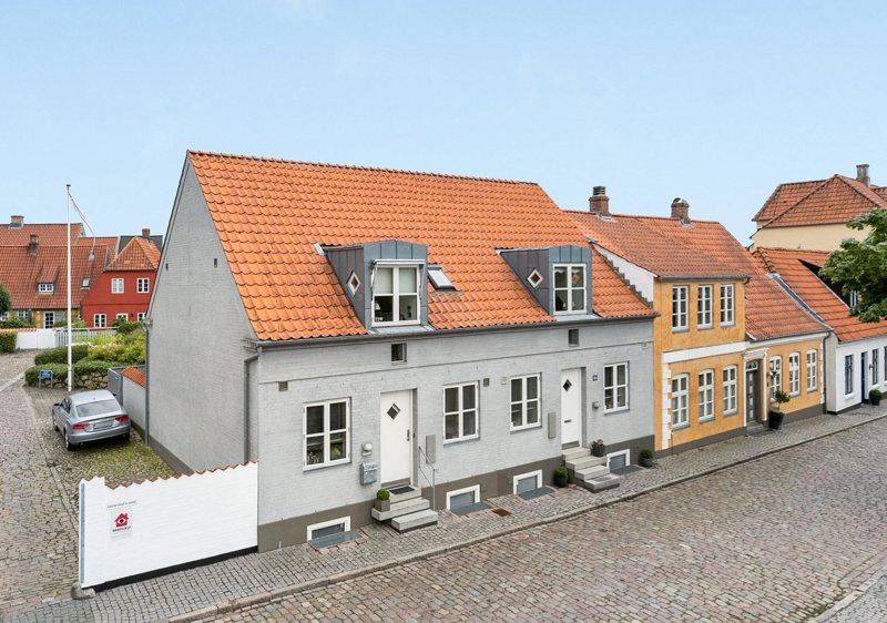 Property image number 3