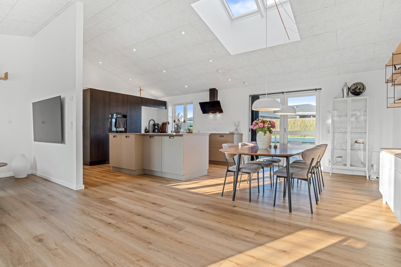Property image number 2